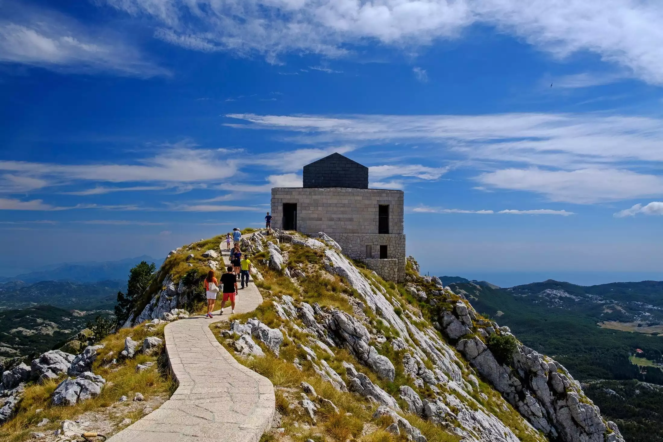 Cetinje: האוצר ההיסטורי של מונטנגרו