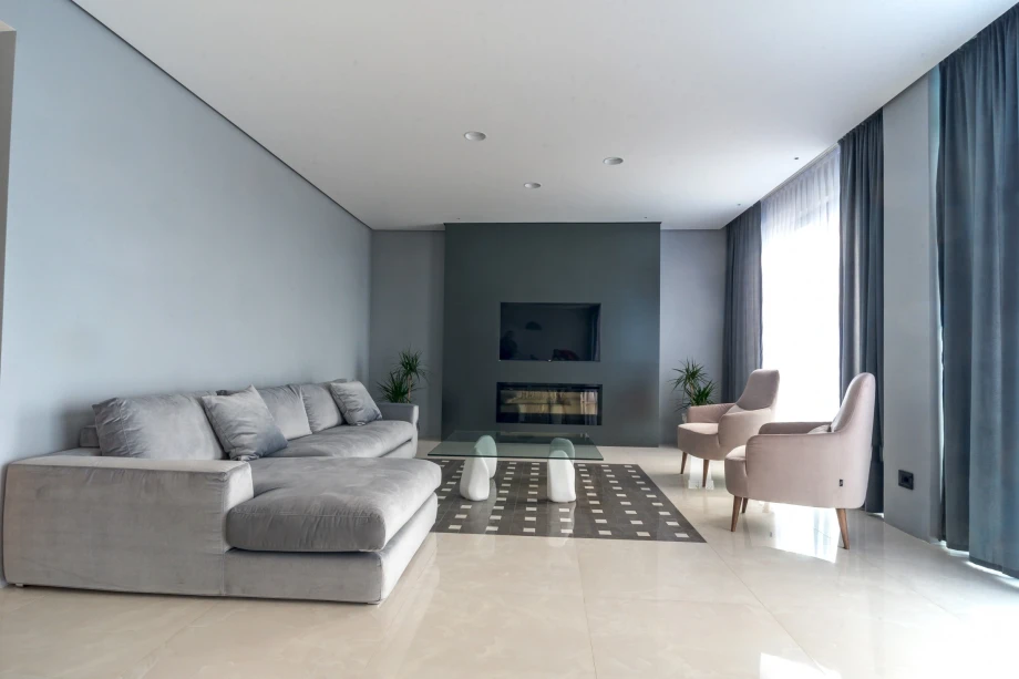 Half Moon Villa B with Shared Pool